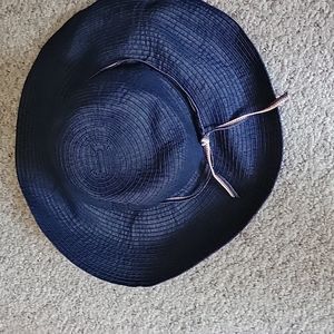 Women's hat